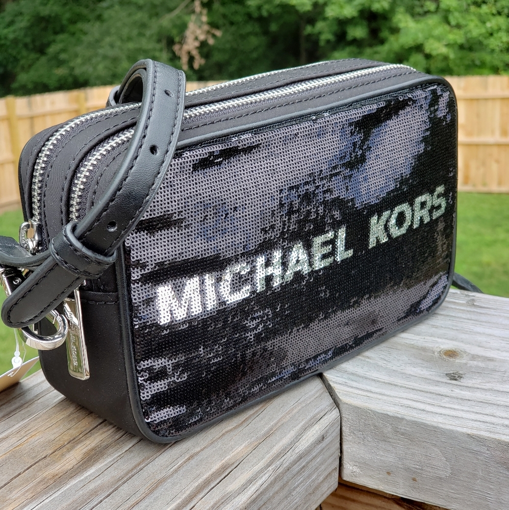 Michael Kors Kenly SM Camera Sequin Crossbody - Picture 2 of 8